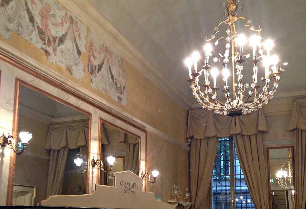 caffè-teatro-regio
