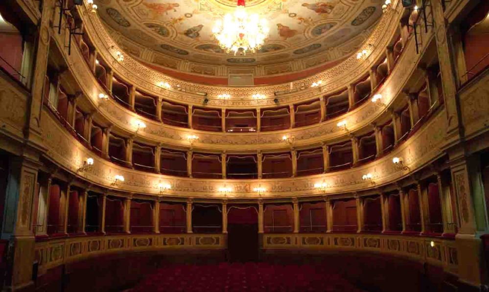 TEATRO_INTERNO