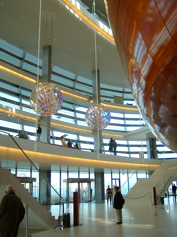 Copenhagen_new_operahouse_interior