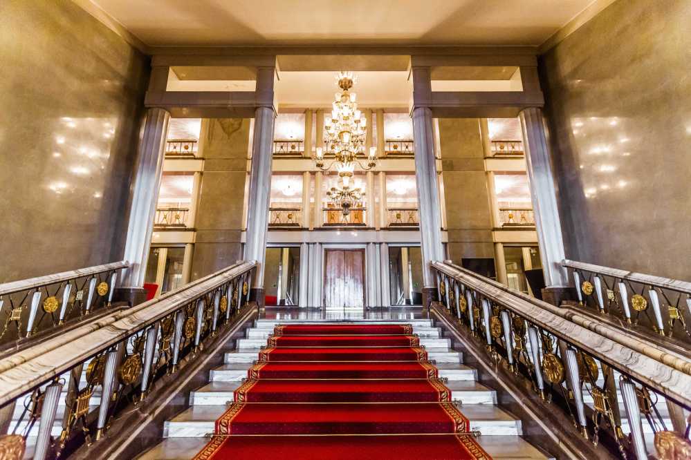 foyer_schody2-K.-Bieliński