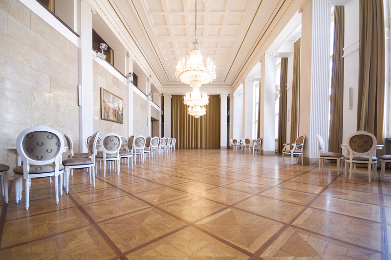 05.2010 / Weimar / Spielstätten DNT / Foyer I / Deutsches Nationaltheater / Foto: Thomas Müller / freier Bildjournalist  *** Local Caption *** Veröffentlichung ist honorarpflichtig und nur unter Nennung des Autors! Bei Veröffentlichung bitte ich um ein Belegexemplar! Kontakt: Thomas Müller | Dichterweg 13 | 99425 Weimar | Deutschland | Tel: +49 (0) 173 38 03 329 | web:   www.taikrixel.net | email: info@taikrixel.net  Honorar an: Sparkasse Mittelthüringen | KontoNr.: 13 85 01 67 16 | BLZ: 820 510 00 | Finanzamt Jena | SteuerNr. 162 / 251 / 13622