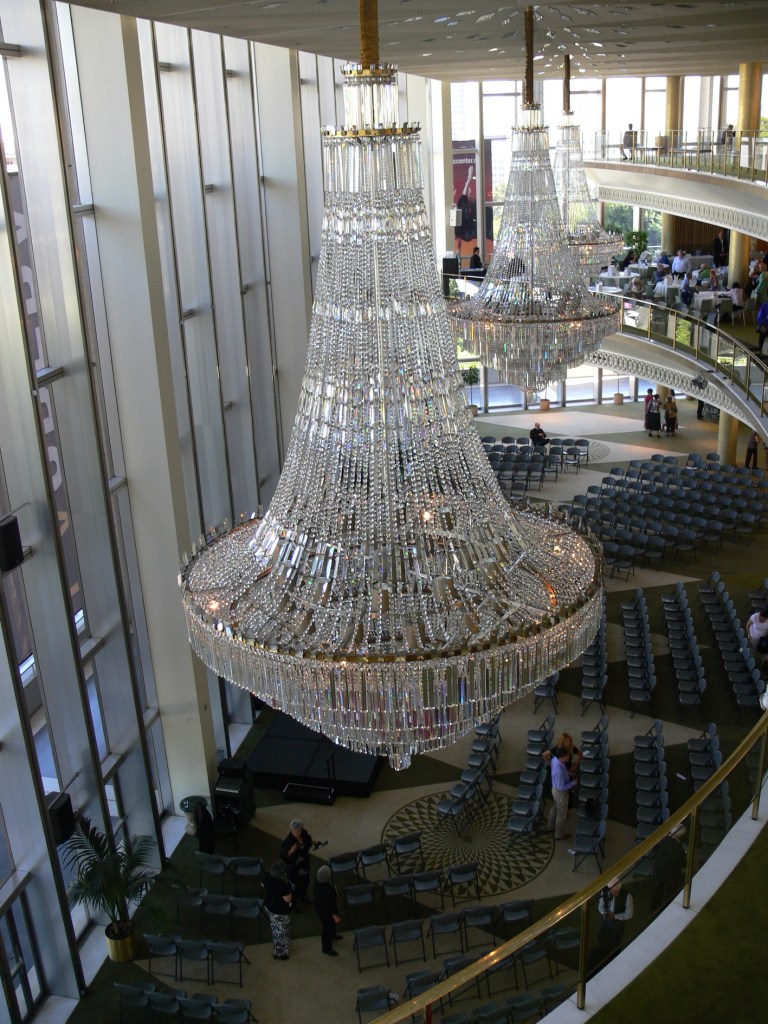 LA_Opera_Chandler_Pavilion_foyer_chandeliers