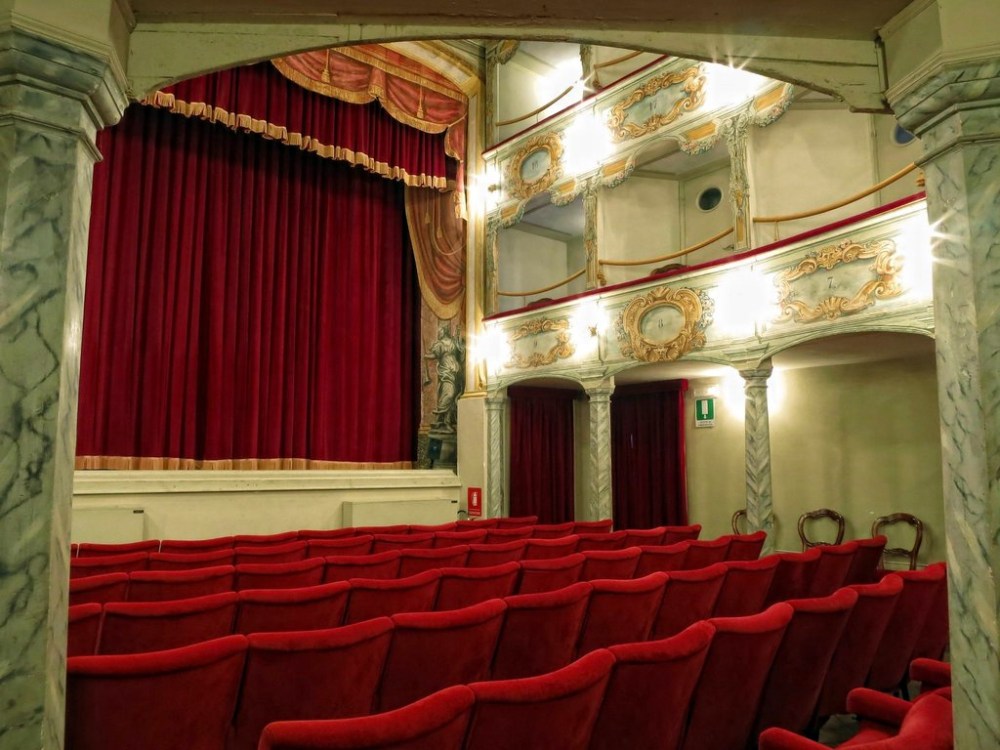 teatro-flora-penna-san-giovanni-marche