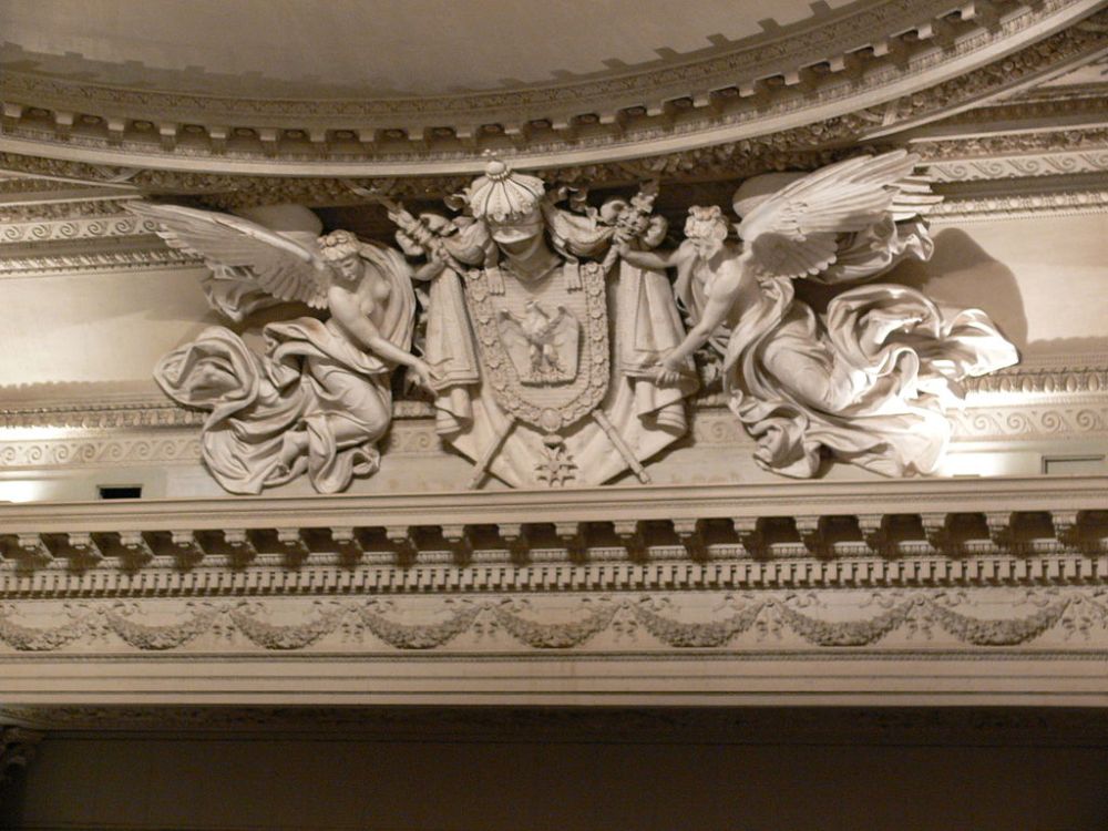 1024px-Compiègne_Théâtre_Impérial_02