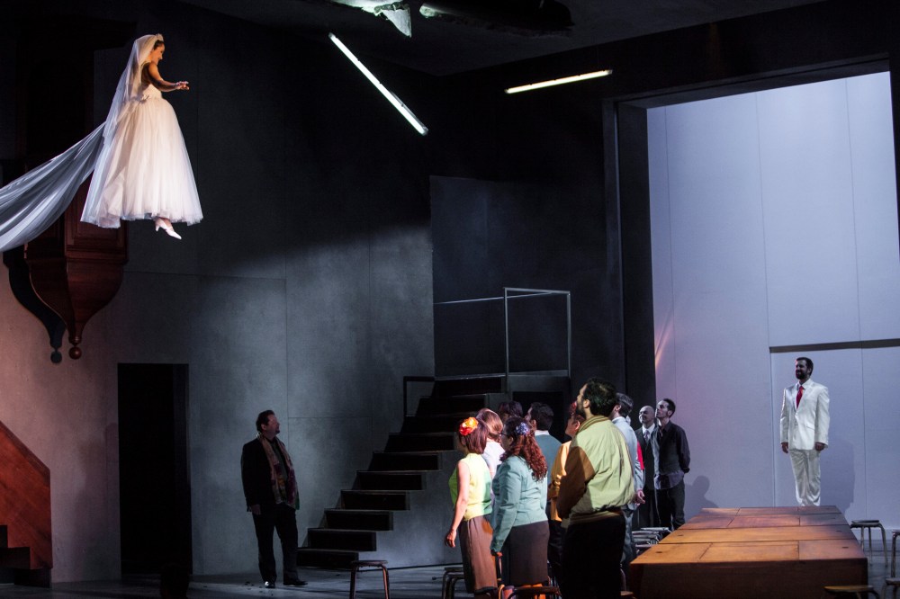 Sophie Karthaüser (Héro), Lionel Lhote (Somarone), Chœurs de la Monnaie/Koor van de Munt, Etienne Dupuis (Claudio)