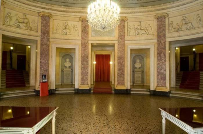 teatro-comunale-luciano-pavarotti-modena-12_IM15192