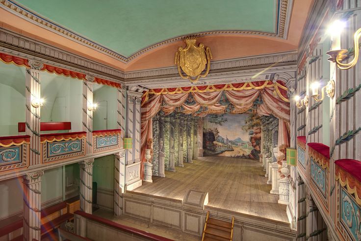 eec8a566de1481929bbd62f12c8e7881