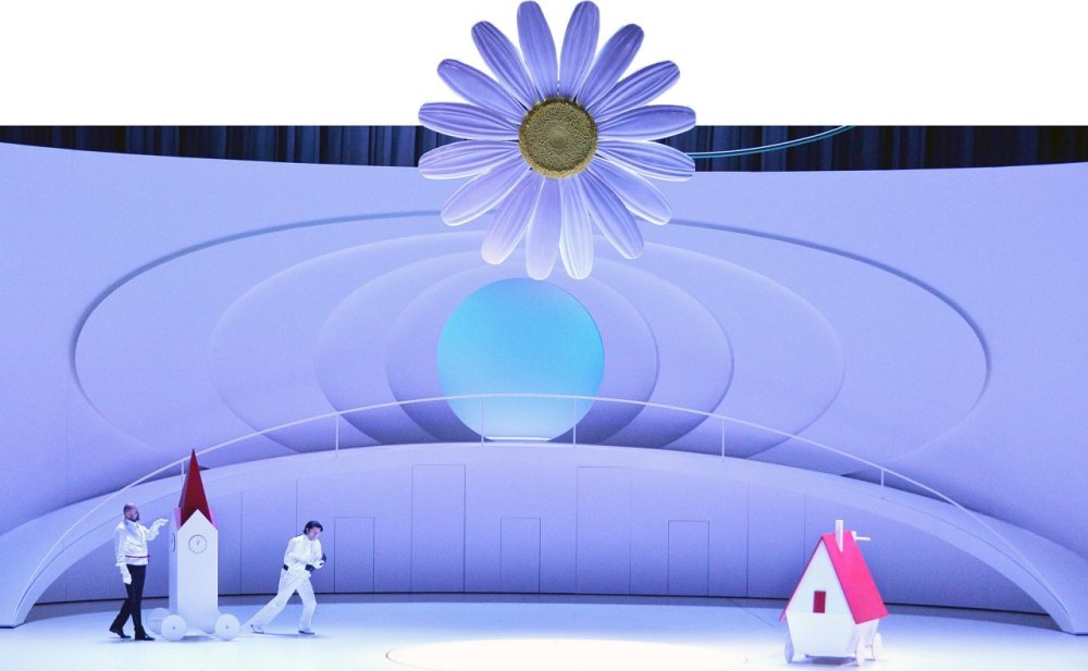 faust-ein-teufelspakt-macht-maenner-schoen-41-65825054