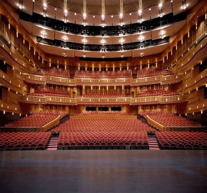 t_shanghai_grand_theatre1