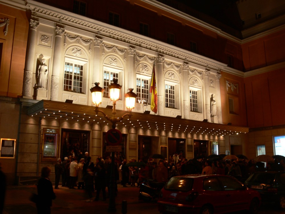 teatro_de_la_zarzuela_madrid_by_night