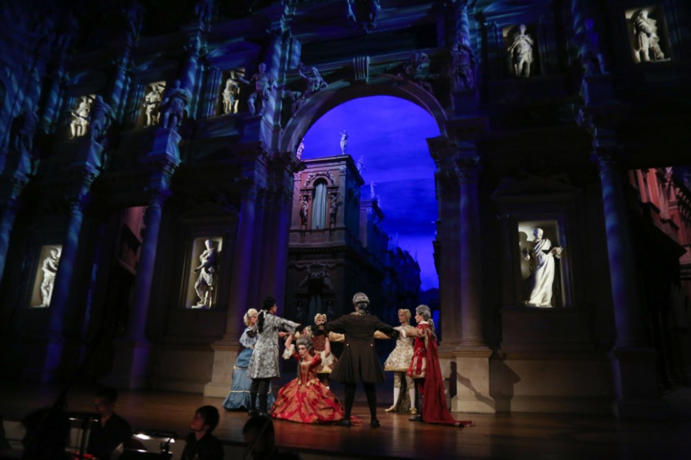 polidoro_gruppo_frons_ph_COLORFOTO_ARTIGIANA-1-1030x686