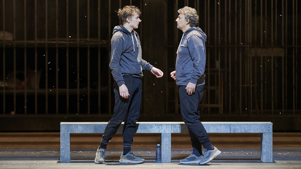 parsifal-wiener-staatsoper-kirill-serebrennikow-premiere-132~_h-558_v-img__16__9__xl_w-994_-e1d284d92729d9396a907e303225e0f2d9fa53b4